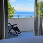 Apartament With Direct Sea View, Free Parking And Close To Beaches And Promenade