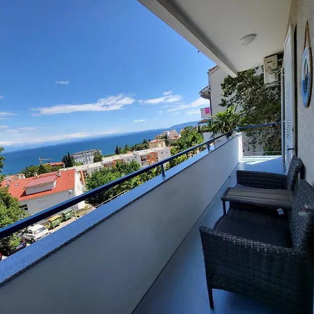 Apartman With Direct Sea View, Free Parking And Close To Beaches And Promenade