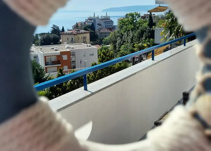 With Direct Sea View, Free Parking And Close To Beaches And Promenade *