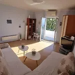 With Direct Sea View, Free Parking And Close To Beaches And Promenade アパート ロヴラン