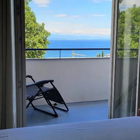 아파트 With Direct Sea View, Free Parking And Close To Beaches And Promenade