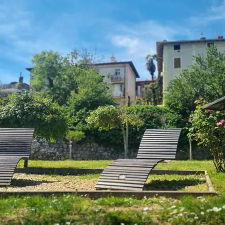 With Direct Sea View, Free Parking And Close To Beaches And Promenade Lägenhet Lovran