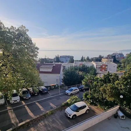 With Direct Sea View, Free Parking And Close To Beaches And Promenade Lejlighed Lovran
