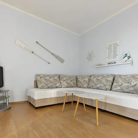 Lägenhet With Direct Sea View, Free Parking And Close To Beaches And Promenade