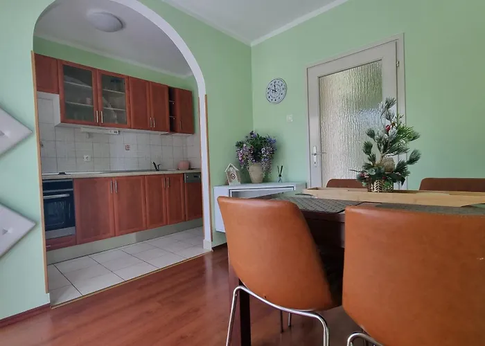 With Direct Sea View, Free Parking And Close To Beaches And Promenade Apartman *